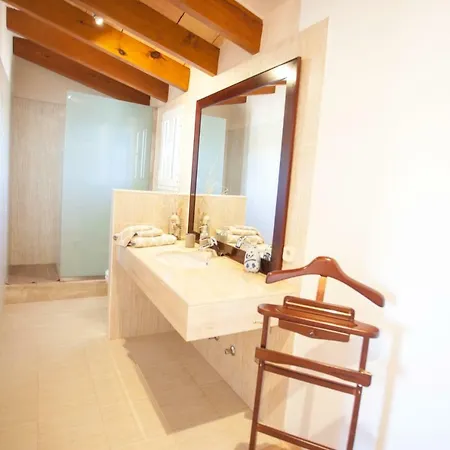 Alcudia Beach Villa *